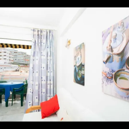 Apartamento A 30m. Playa De La Arena Appartement *